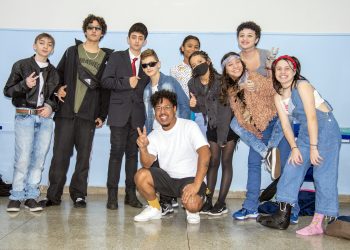 MODA É ARTE E HISTÓRIA