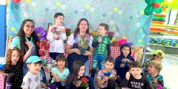 SETEMBRO COM MAIS CORES, FLORES E ALEGRIA