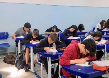 Piaget participa do Desafio de Redação