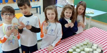 REAPROVEITAMENTO DE CASCAS DE ABACAXI