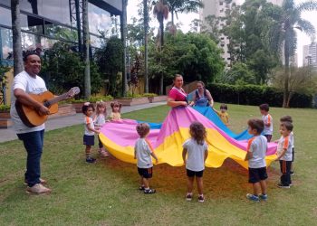 “DIA DA MULHER” NA EDUCAÇÃO INFANTIL