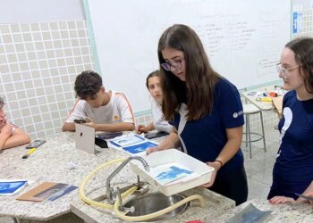 As “fotos azuis”: união de Ciências e Arte