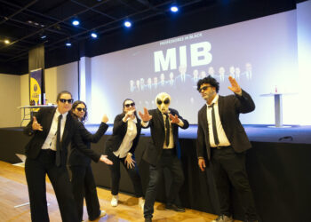 Men in Black do Piaget em “Operação Enem”