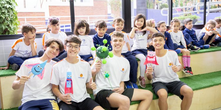 Ensino Médio ensina a Educação Infantil