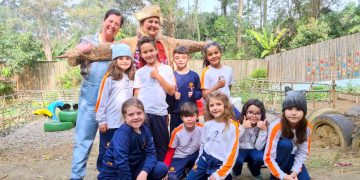 “Mãos na terra”: convite a uma vida saudável